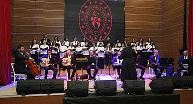 Kastamonu'da Gençlik Korosu'ndan Türk sanat müziği konseri