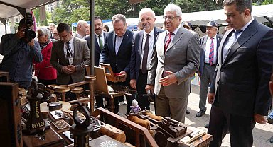Kastamonu'da kursiyerlerin eserleri ve el emeği ürünleri beğeniye sunuldu