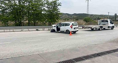 Kastamonu'da otomobil ile tır çarpıştı