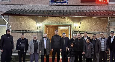 Kaymakam Kahraman, sabah namazında vatandaşlarla buluştu