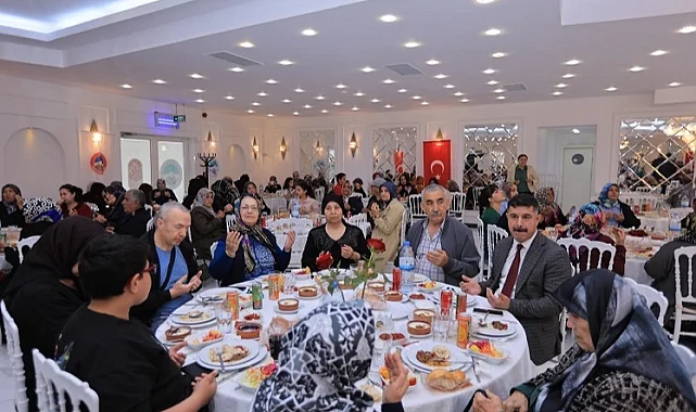 Kayseri Büyükşehir şehit ve gazi annelerini ağırladı