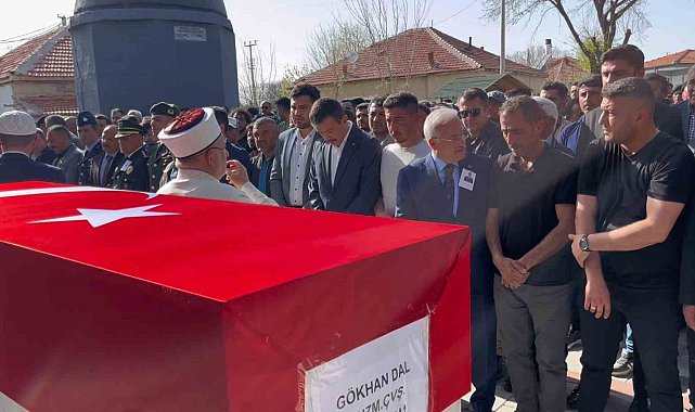 Kazada hayatını kaybeden Uzman Çavuş Aksaray'da toprağa verildi