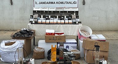 Kendi sardıkları tütünleri piyasaya süren 2 kişi yakalandı
