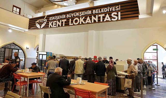 Kent Lokantası "Askıda Yemek" ile binlerce vatandaşa dokundu