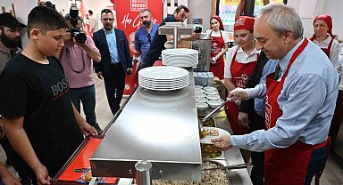 Kepez'de Öğrenci Kent Lokantası hizmete girdi