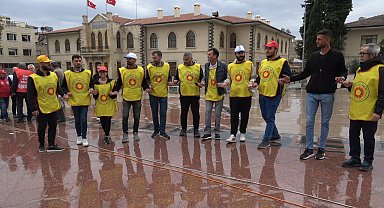 Kilis'te 1 Mayıs halaylarla kutlandı