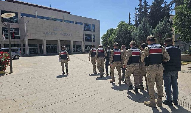 Kilis'te sit alanında kaçak kazı yapan 5 şüpheli suçüstü yakalandı