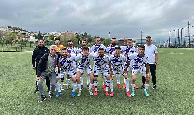 Kınıkspor deplasmanda 3 puanla döndü