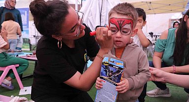 Kitap Fuarında minikler unutulmadı