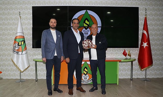 KKTC Çalışma ve Sosyal Güvenlik Bakanı Gardiyanoğlu'ndan, Çavuşoğlu'na taziye ziyareti