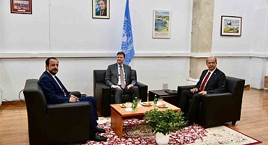 KKTC ve Rum Yönetimi liderleri Lefkoşa'daki ara bölgede görüştü