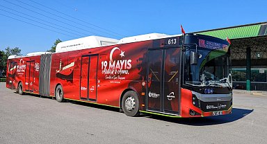 Kocaeli'de otobüs ve tramvaylar bayramlık giydirildi