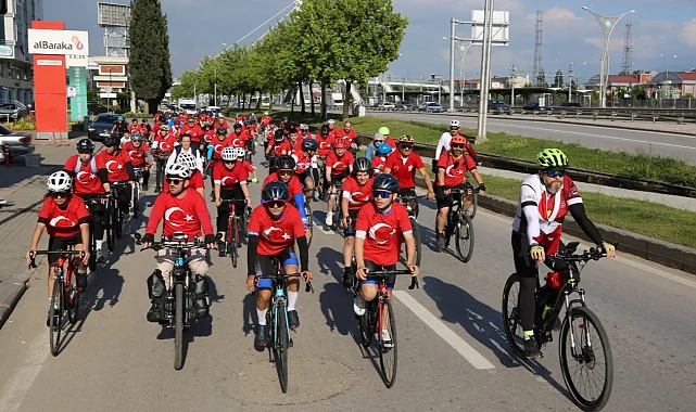 Kocaeli'de pedallar 19 Mayıs ruhu ile çevrildi