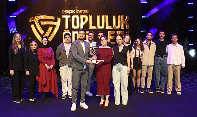 Konya Gençlik Meclisi ödüllendirdi
