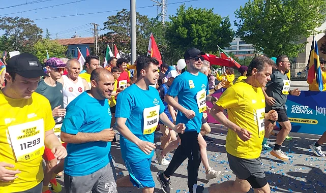 Konya Yarı Maratonu'nda SOBE Vakfı otizme koştu