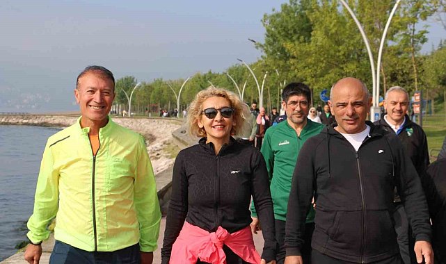 Körfezliler sağlıklı yaşam için yürüdü