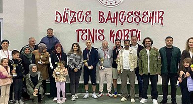 Kortların şampiyonu belli oldu