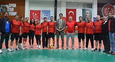 Köyceğizli ve Seydikemerli yöneticiler spor müsabakalarında buluştu