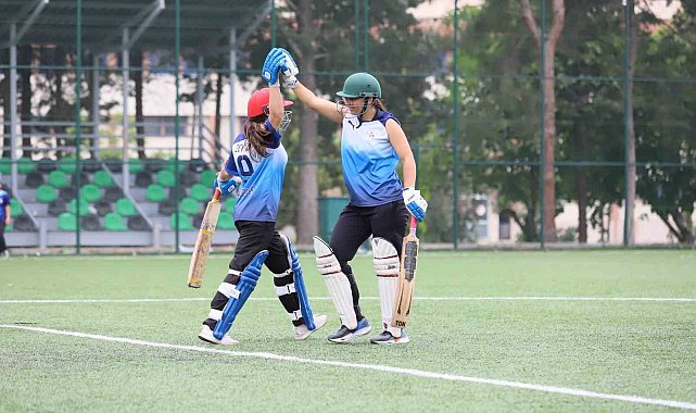 Kriket gençler Türkiye şampiyonası heyecanı Denizli'de yaşandı