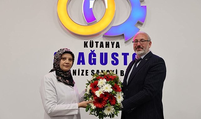Kütahya 30 Ağustos OSB Müdürü Murat Demir'den Anneler Günü mesajı ve anlamlı jest