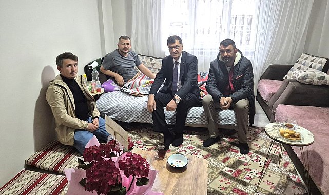 Kütahya Belediye Başkanı Eyüp Kahveci'den personeline geçmiş olsun ziyareti