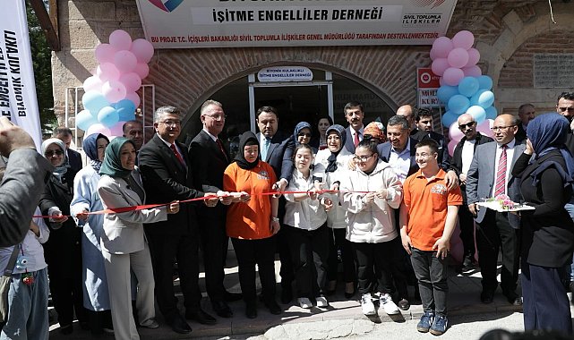 Kütahya'da 'İşaret Dili Atölyesi ve Girişimci Çocuklar Atölyesi' açıldı