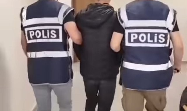 Kütahya'da hırsızlık zanlısı saklandığı binanın çatısında yakalandı