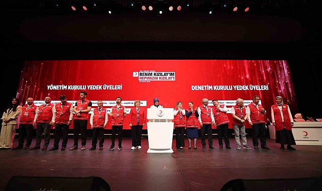 Kütahyalı Semra Tozaraydın Kızılay'ın yeni yönetiminde
