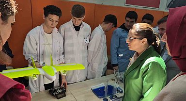 Lise öğrencileri elektrikli gokart ürettiler