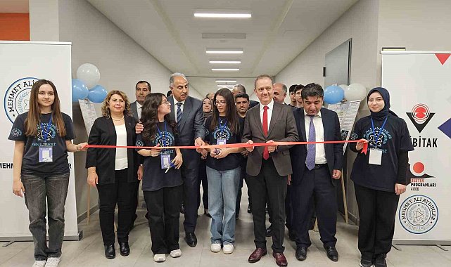 Malatya Mehmet Ali Aydınlar Fen Lisesi'nde bilim fuarı düzenlendi