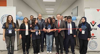 Malatya Mehmet Ali Aydınlar Fen Lisesi'nde bilim fuarı düzenlendi