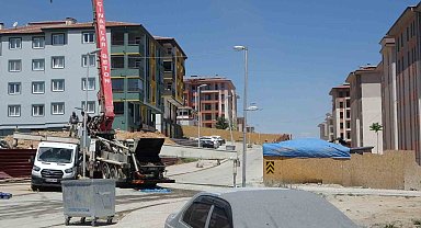 Malatya'da inşaat alanındaki çukura düşen işçi yaralandı