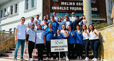 Manavgat'ın özel sporcuları madalyaları topladı