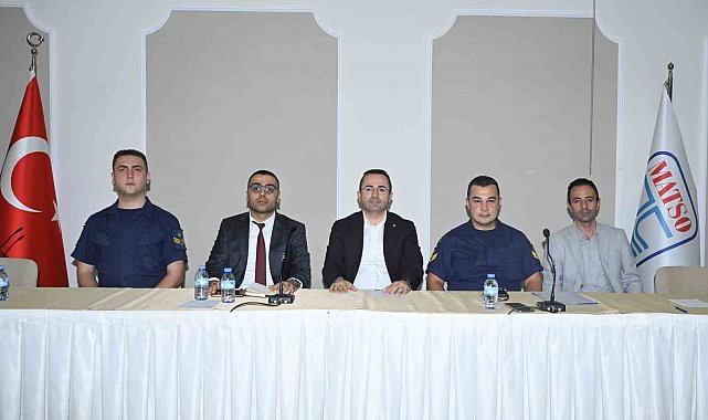 Manavgat'ta deniz ve ırmak turizmi için güvenlik toplantısı düzenlendi