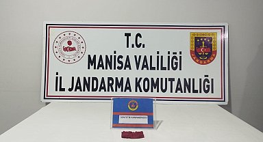 Manisa'da şüpheliden kağıda emdirilmiş uyuşturucu çıktı