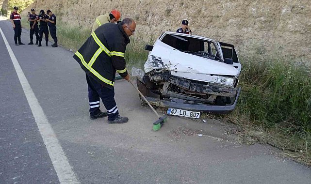 Mardin'de iki otomobil çarpıştı: 8 yaralı