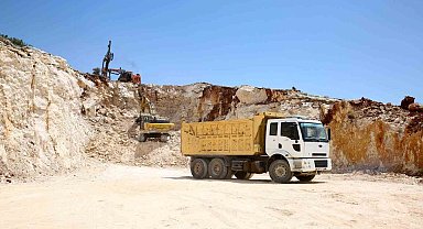 Mardin'de Ravza-Kasımiye yol çalışmaları tüm hızıyla sürüyor