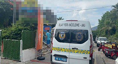 Marmaris'te apartın çatı katından düşen İngiliz turist hayatını kaybetti