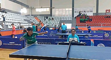 Masa Tenisi Gençler Şampiyonları Başladı