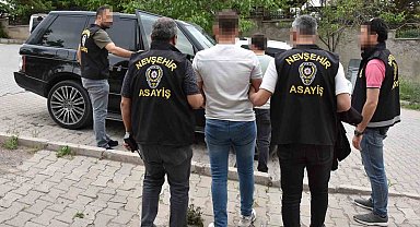 Masaj salonuna fuhuş operasyonu: 3 gözaltı