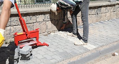 Melikgazi, İldem'e konforlu yaya yolları yapıyor