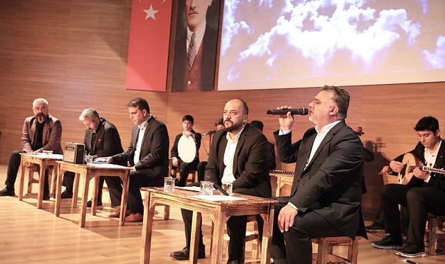 Melikgazi'den anlamlı aile ve kahramanlık şiir dinletisi