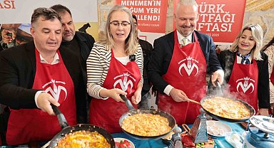 Menemen'de, Türk Mutfağı Haftası'nda Menemen pişirildi