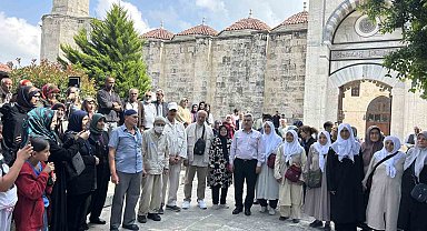 Mersin Tarsus'ta ilk hac kafilesi uğurlandı