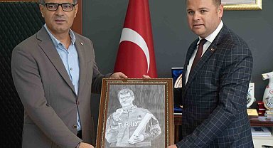 Milli atıcı Dikeç'ten veda sinyali: "2028'te altın madalyayla bu sporu bırakmayı düşünüyorum"