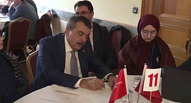 Milli Eğitim Bakanı Tekin, Öğrenci Çalıştayı'nda gençlerle buluştu
