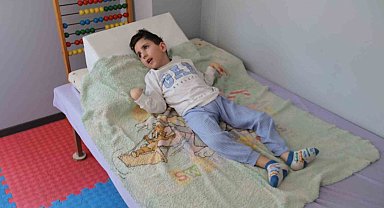 Milyonda bir görülen hastalık Eskişehirli çocuğun hayatını kararttı