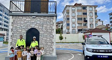 Minik öğrenciler polislik mesleğini yakından tanıdı