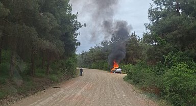 Motor kısmında çıkan yangın aracı kullanılamaz hale getirdi