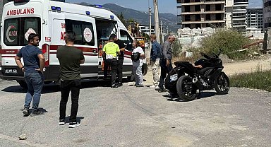 Motosiklet sürücüsü kazada hastanelik oldu